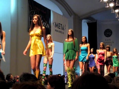 "Lviv Fashion Week" "Lviv Fashion Week"