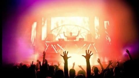 Шоу "EVOLUTION World Tour 2012" от Paul van Dyk Шоу "EVOLUTION World Tour 2012" от Paul van Dyk