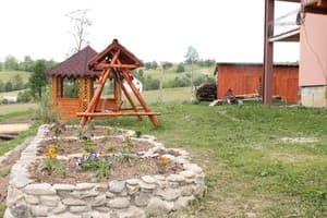 Частная усадьба Дзвін Карпат