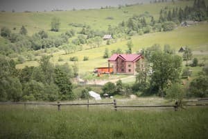 Частная усадьба Дзвін Карпат
