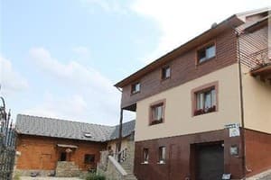 Готелі Яремче. Готель Буркут