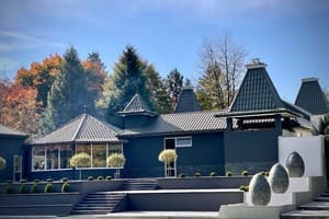 Гостиницы Свалявы. Гостиница на території санаторію Квітка Полонини