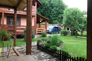 Гостиницы Ждениево. Гостиница Под Буковиной