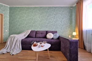 Готелі Полтави. Готель На Садовому. 5 поверх. Alex Apartments (безконтактне заселення 24/7)