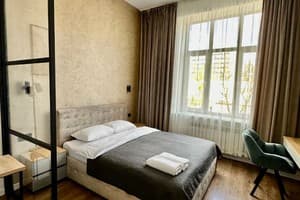 Гостиницы Львова. Гостиница Romantic Apartments, Святого Теодора, 11