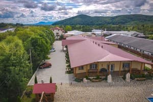 Гостиницы Хуста. Гостиница Трембита