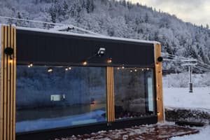 Готелі Сколе. Готель River Stone house