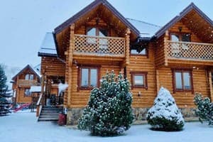 Готелі Плая. Готель Панська садиба