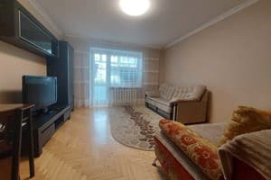 Готелі Луцька. Готель Луцьк доба Трикімнатна Карпенка біля Порт-сіті