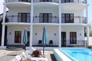 Гостиницы Затоки. Гостиница Villa Bonapart