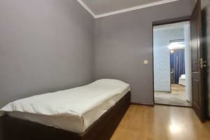 Готелі Луцька. Готель Lutsk Apartment на вул. Незалежності 5