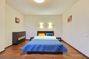 Готелі Києва. Готель вул. Василя Липківського, 18