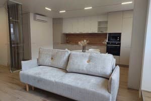 Гостиницы Луцка. Гостиница Луцк сутки Green Street Ровенская