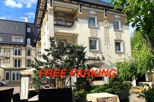 Готелі Львова. Готель Eney Hotel