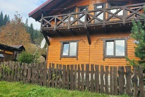 Готелі Ворохти. Готель Віадук