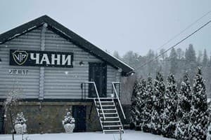 Hotels Mykulychyn. Hotel VIP tubs on Lesya Ukrainka Street