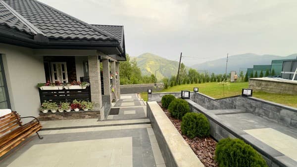 Cottage Bald spot,  Rakhiv: photo, prices, reviews