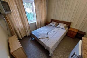 Готелі Києва. Готель Юність