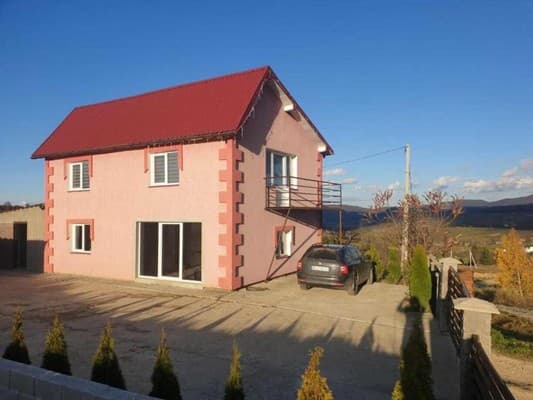 Cottage At the Edge of the World, Sambir: photo, prices, reviews