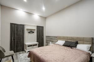 Hotels Kyiv. Hotel M24
