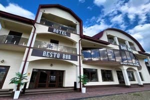 Hotels Transcarpathia. Hotel Holi Day