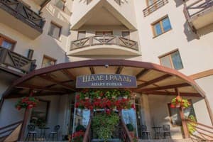 Гостиницы Трускавца. Гостиница Шале Грааль