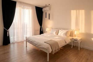 Hotels Poltava. Hotel The Heart of Poltava, a Snow-White from Ecoflor. Alex Apartments.