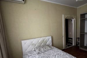 Гостиницы Полтавы. Гостиница посуточно в самом центре с большой кроватью