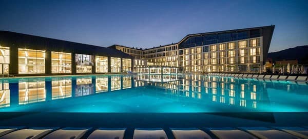 Отель Rikka Khust Thermal Resort, Хуст: фото, цены, отзывы