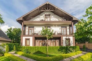 Hotels Kyiv. Hotel Petrani Nivki