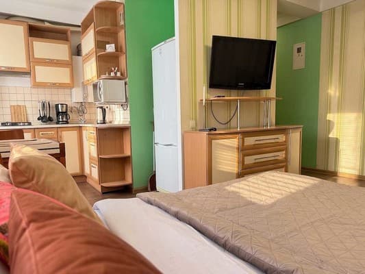 Квартира на вул. Незалежної України 65б , Запоріжжя: фото, ціни, відгуки