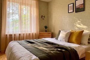 Hotels  Zaporizhia. Hotel 2-room apartment on Zaporizhzhya Street 15