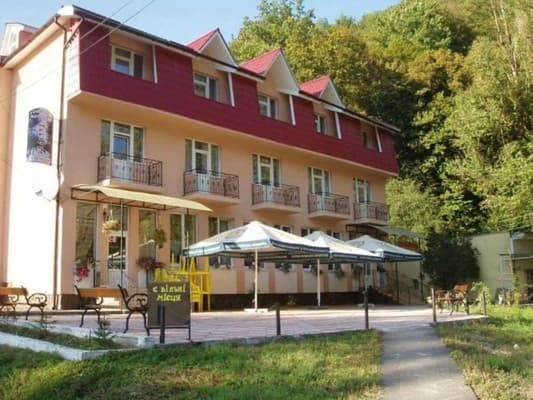 Отель Смеричка, Шаян : фото, цены, отзывы