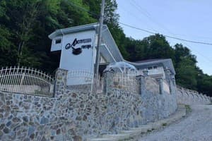 Hotels Shayan. Hotel Swallow's Nest