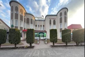 Гостиницы  г. Хмельницкий и области. Гостиница Гнездышко Ласточки