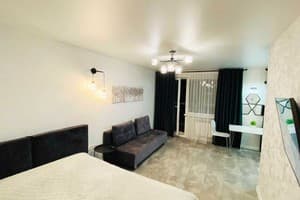 Hotels Mykolaiv. Hotel A bright studio apartment on Tsentralny Avenue