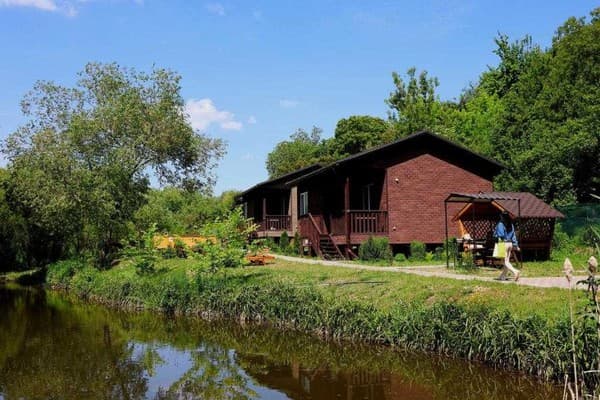 Cottage daily rate, including a sauna and a pool, Poltava: photo, prices, reviews