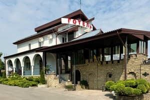 Hotels Kamianets-Podilskyi. Hotel Country House