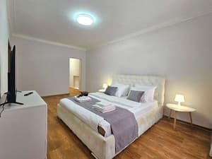 Apartment Baroque style. Terrace. 2-room apartment. City center near TSUM. Documents for business trips provided. Alex Apartments.