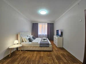 Apartment Baroque style. Terrace. 2-room apartment. City center near TSUM. Documents for business trips provided. Alex Apartments.