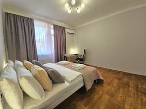 Apartment Baroque style. Terrace. 2-room apartment. City center near TSUM. Documents for business trips provided. Alex Apartments.