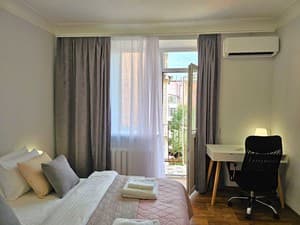 Apartment Baroque style. Terrace. 2-room apartment. City center near TSUM. Documents for business trips provided. Alex Apartments.
