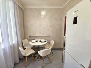 Apartment Baroque style. Terrace. 2-room apartment. City center near TSUM. Documents for business trips provided. Alex Apartments.