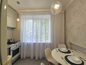 Apartment Baroque style. Terrace. 2-room apartment. City center near TSUM. Documents for business trips provided. Alex Apartments.