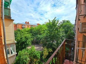 Apartment Baroque style. Terrace. 2-room apartment. City center near TSUM. Documents for business trips provided. Alex Apartments.