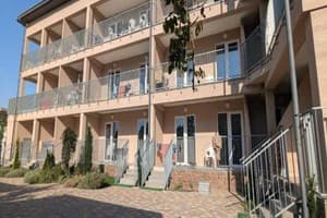 Готелі Грибівки. Готель Family Hotel