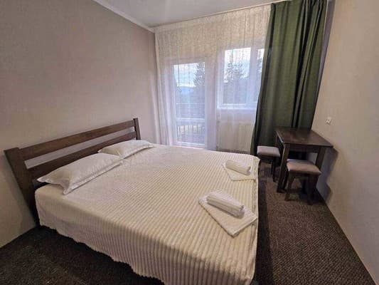 Hotel Veloria, Yasinya: photo, prices, reviews
