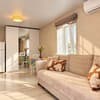 A sunny two-room at 141 Nauky Ave. 3