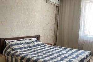 Hotels Odesa. Hotel on Tairova Street, Rainbow Residential Complex