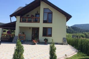 Hotels Mykulychyn. Hotel VIP Hause 97d Hrushevsky Street